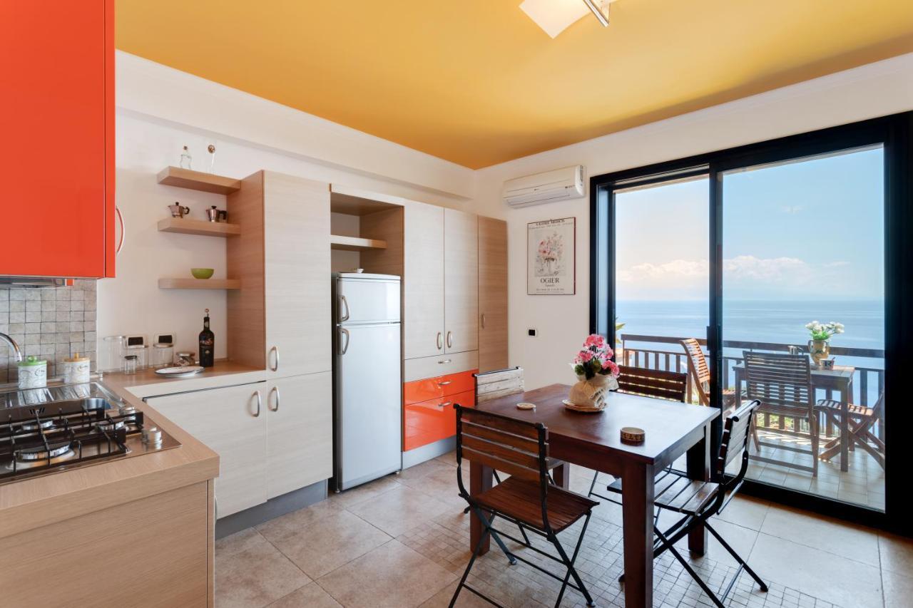 Taormina Panoramic Seaview Apartment מראה חיצוני תמונה